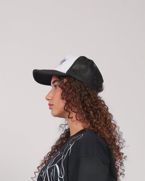 Black&White CAP NoptioN